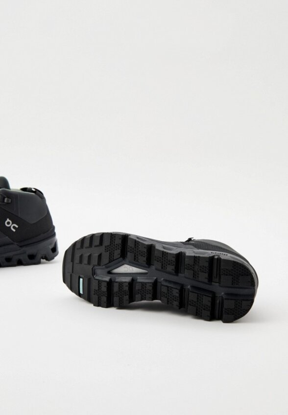 Ботинки трекинговые On