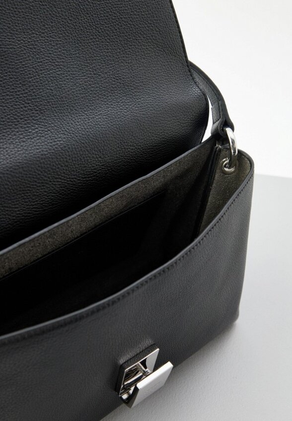 Сумка Calvin Klein